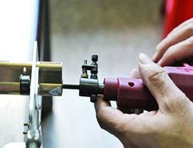 建水24小时上门开锁公司